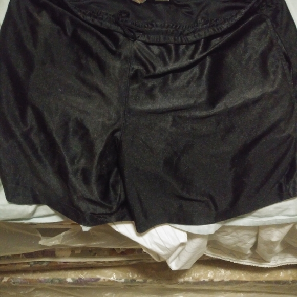 COPY - Nike shorts 3 pairs - Picture 3 of 5